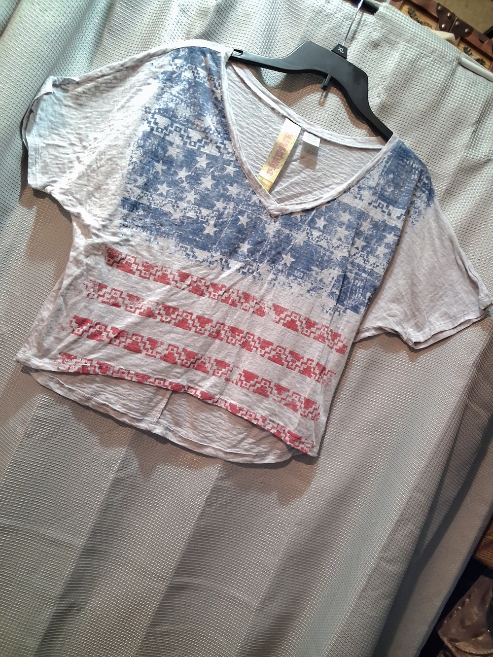 💥Fresh Brewed American Flag V Neck Graphic T Shirt Large Large💥